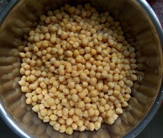 Canned Chick Peas Garbanzo In Brine 425g, 567g, 800g