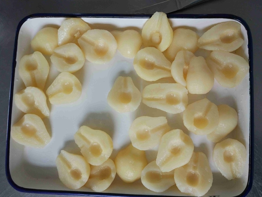 Canned Pear Halves Fresh Style GMO Cultivation Type GMO Brix 14-17% Or 18-20% 10mg Sodium