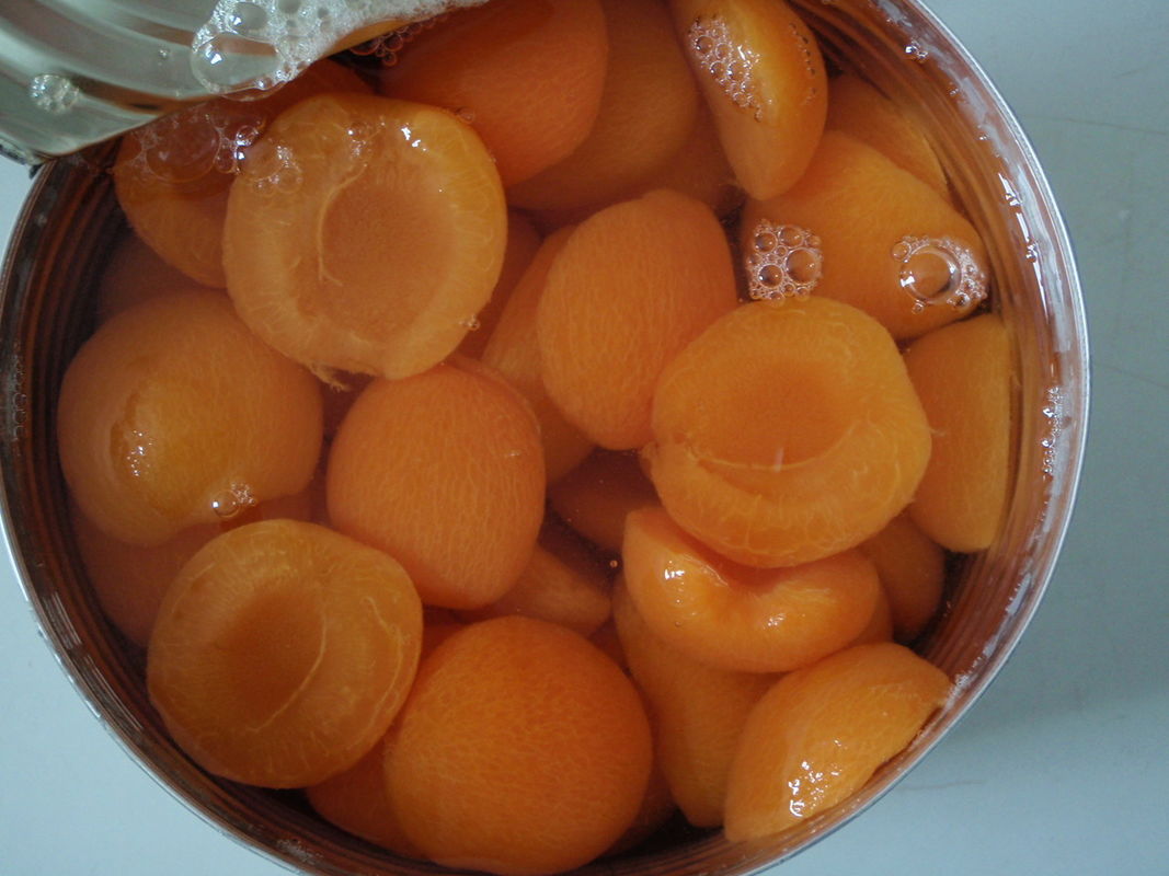 PH3.6 - 4 Canned Apricot Halves Rich Vitamin C High Temperature Sterilization