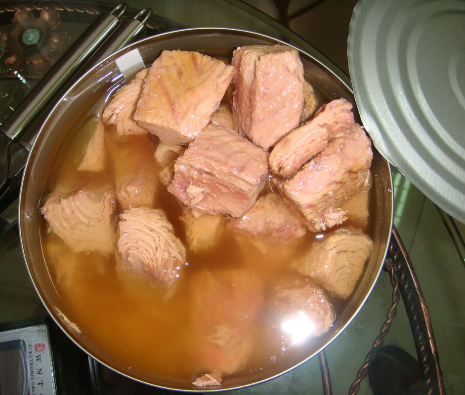 Canned Yellowfin Tuna Chunks In Brine / Tuna Fish Can Custom Private Label